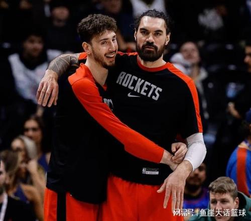 雄狮队狂热,粉丝越南现,场热情助阵,神殿娱乐,神殿娱乐官网,中国神殿娱乐,神殿娱乐入口